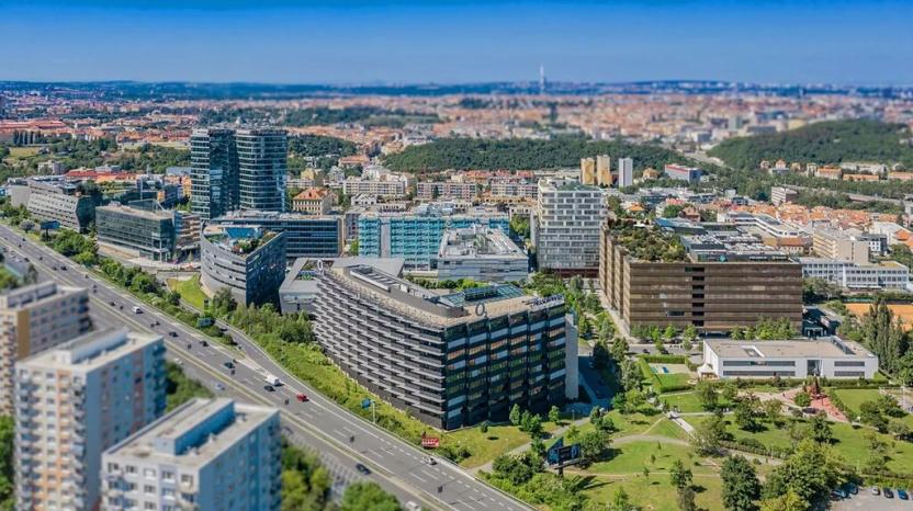 Pronájem kanceláře, Praha - Michle, Vyskočilova, 1500 m2