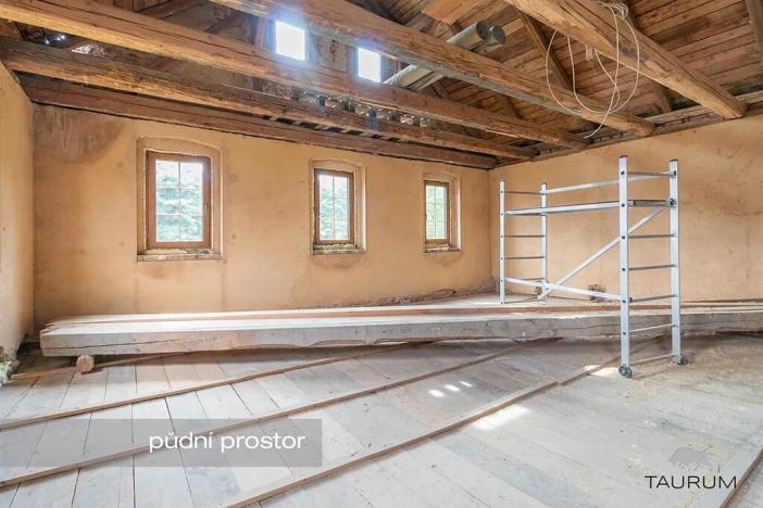 Prodej rodinného domu, Nečtiny, 350 m2