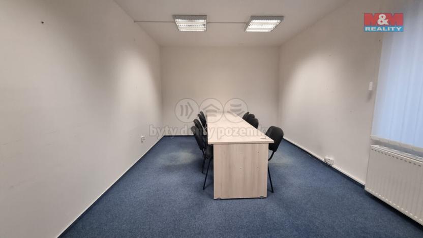 Pronájem kanceláře, Český Těšín, Ostravská, 271 m2