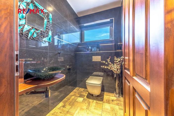 Prodej rodinného domu, Líbeznice, Nedvědova, 320 m2