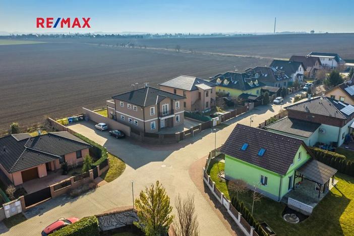 Prodej rodinného domu, Líbeznice, Nedvědova, 320 m2