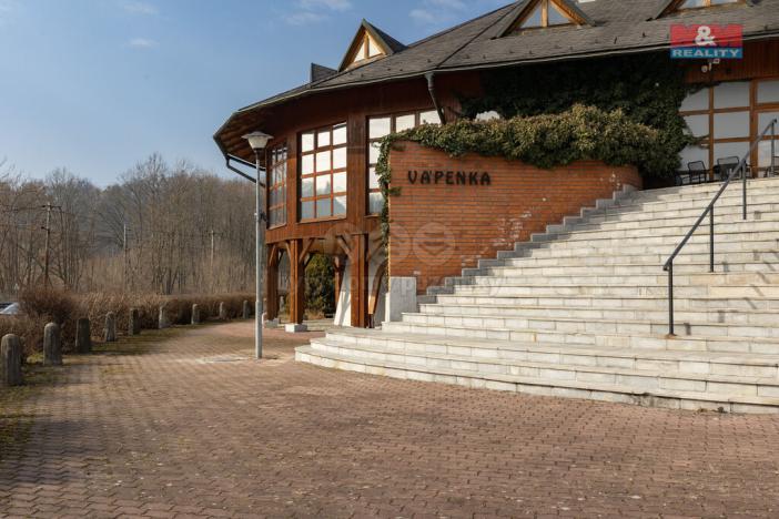 Prodej restaurace, Černotín, 2100 m2