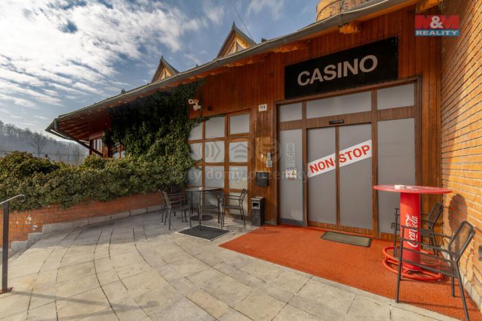 Prodej restaurace, Černotín, 2100 m2