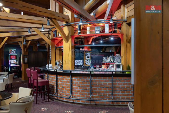 Prodej restaurace, Černotín, 2100 m2