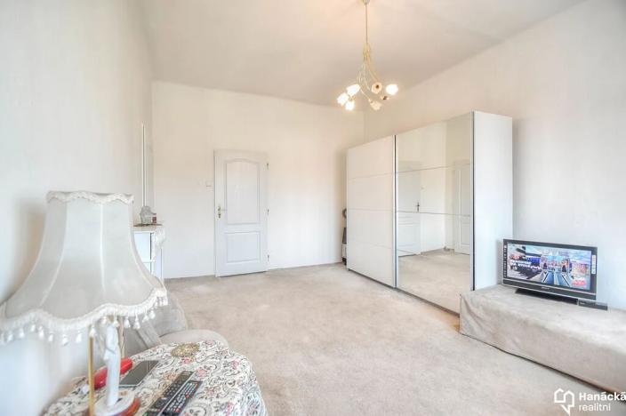 Prodej rodinného domu, Olomouc, Střední novosadská, 228 m2