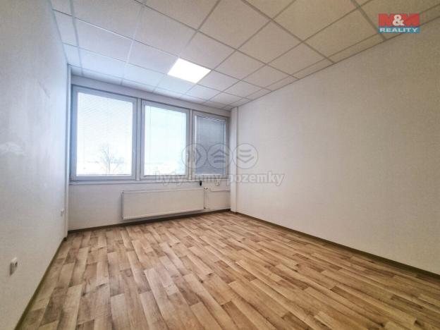 Pronájem kanceláře, Hodonín, Velkomoravská, 36 m2