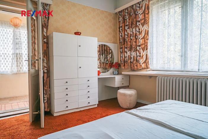 Prodej vily, Hradec Králové, Nezvalova, 285 m2