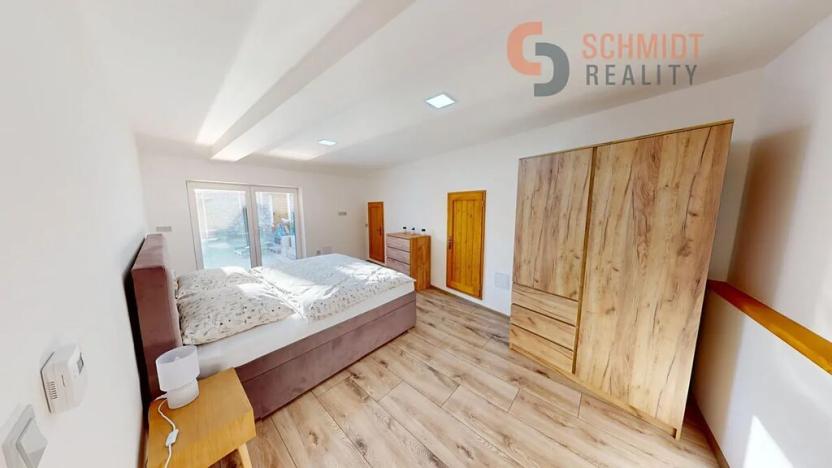 Prodej rodinného domu, Bulhary, 300 m2