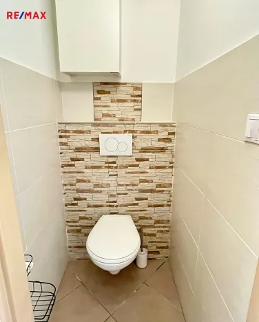 Prodej bytu 1+kk, Praha - Modřany, K otočce, 49 m2