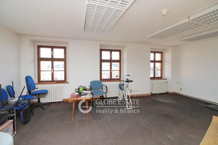Prodej kanceláře, Jihlava, Masarykovo náměstí, 1141 m2