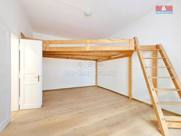Pronájem bytu 2+kk, Praha - Holešovice, Janovského, 60 m2