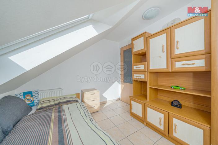 Prodej obchodního prostoru, Moravský Beroun, Dlouhá, 450 m2