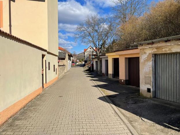 Prodej garáže, Velké Žernoseky, 20 m2