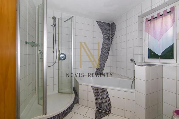 Prodej vícegeneračního domu, Regen, Německo, 213 m2