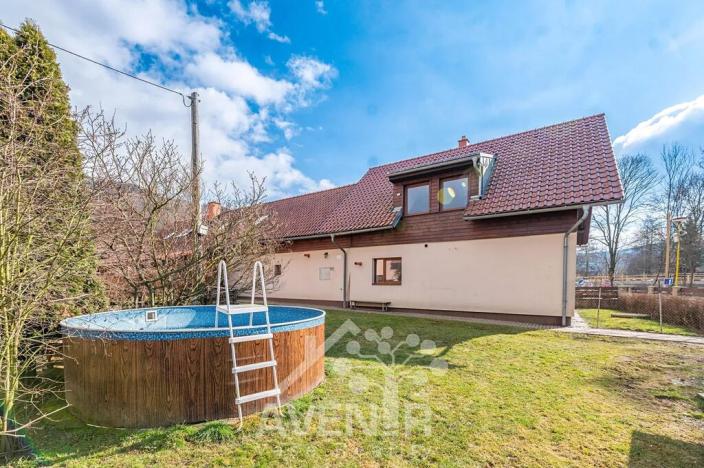 Prodej rodinného domu, Valašská Polanka, 415 m2