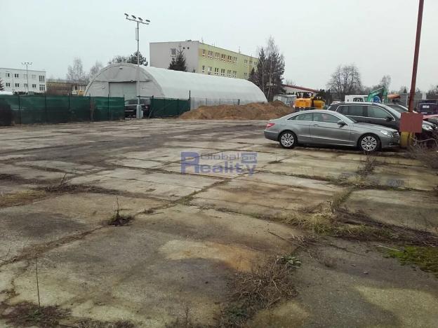 Pronájem komerčního pozemku, Hradec Králové, 1500 m2