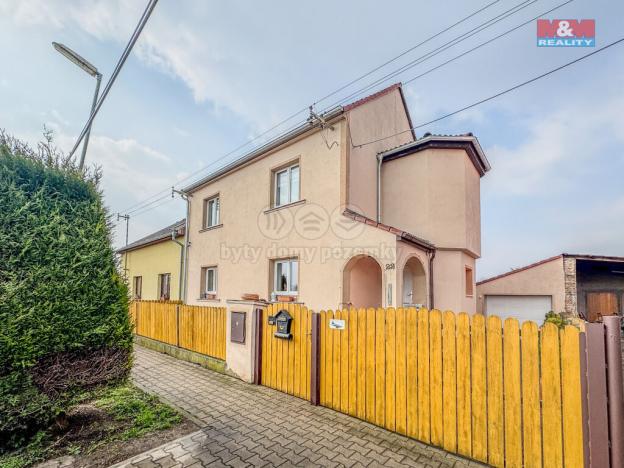 Prodej rodinného domu, Lovosice, S. K. Neumanna, 200 m2