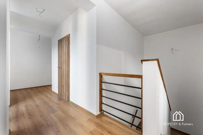 Prodej bytu 5+kk, Praha - Běchovice, Pplk. Nováčka, 139 m2