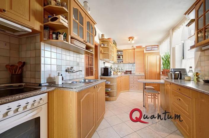 Prodej rodinného domu, Golčův Jeníkov, V Zahradách, 230 m2