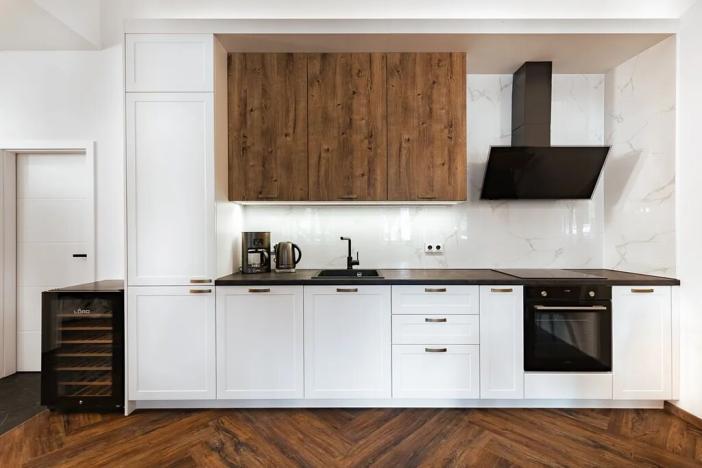 Prodej bytu 2+kk, Horní Planá, Náměstí, 59 m2