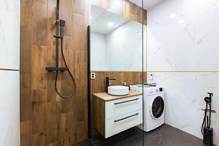 Prodej bytu 1+kk, Horní Planá, Náměstí, 39 m2