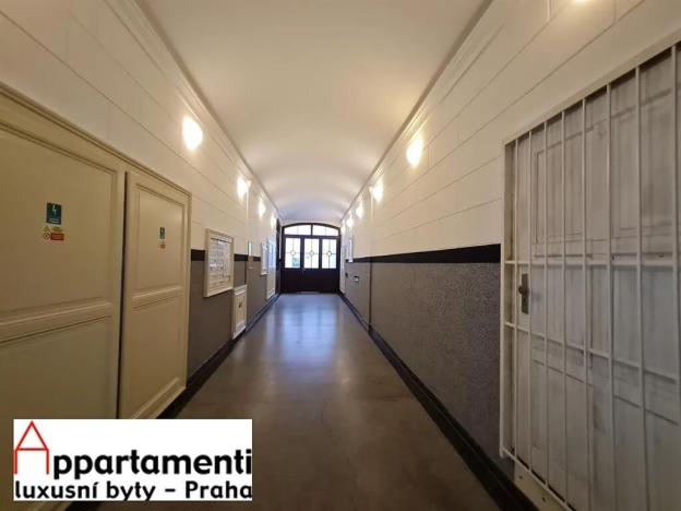 Prodej bytu 3+kk, Praha - Nové Město, Truhlářská, 77 m2
