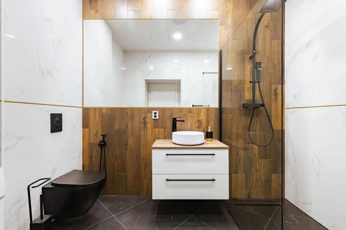 Prodej bytu 3+kk, Horní Planá, Náměstí, 83 m2