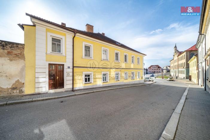 Pronájem restaurace, Nepomuk, Husova, 124 m2