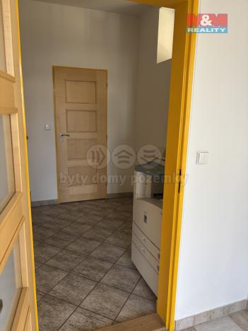 Pronájem kanceláře, Praha - Hloubětín, Svépravická, 50 m2