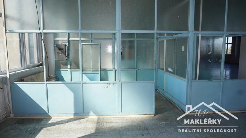 Pronájem skladu, Kolín, Havlíčkova, 1000 m2