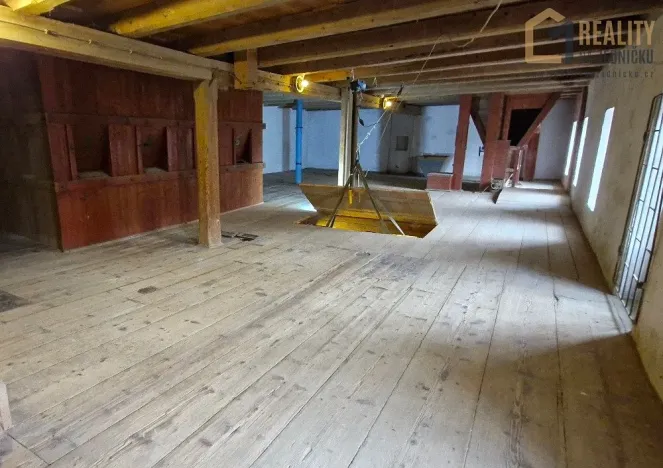 Prodej skladu, Česká Třebová, 896 m2