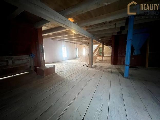 Prodej skladu, Česká Třebová, 896 m2