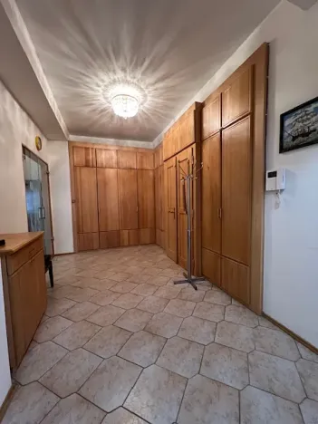 Prodej bytu 3+kk, Karlovy Vary, Poděbradská, 105 m2