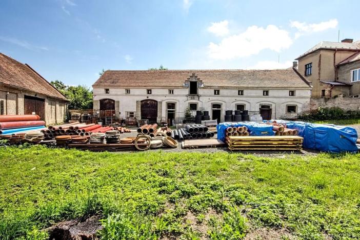 Prodej rodinného domu, Zásmuky, Komenského nám., 600 m2