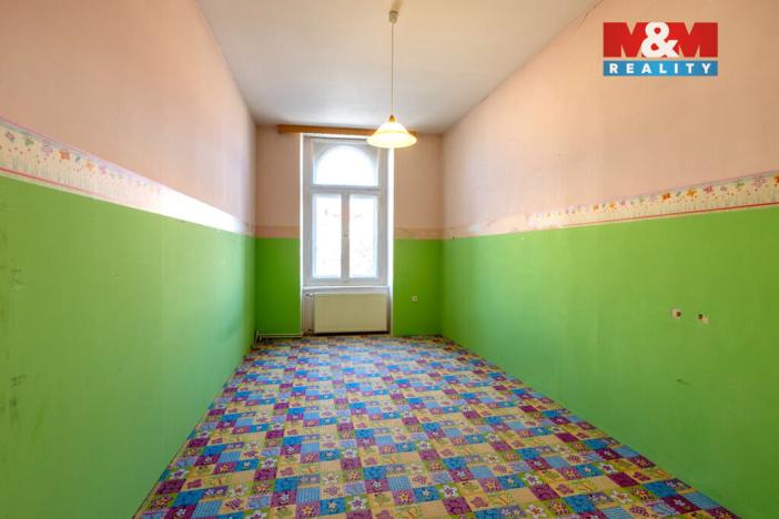 Prodej obchodního prostoru, Louny, Mírové náměstí, 1353 m2