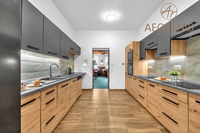 Prodej ubytování, Rokytnice nad Jizerou, 270 m2