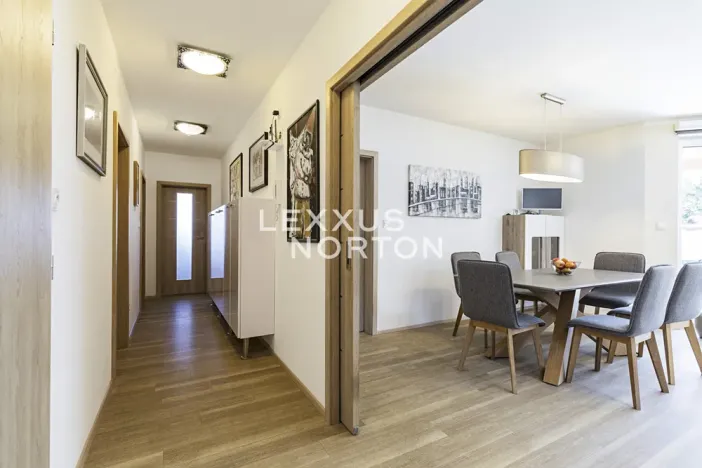 Prodej rodinného domu, Řitka, Ke Stráni, 151 m2