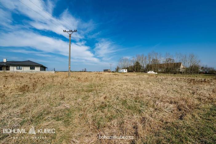 Prodej pozemku pro bydlení, Lišov, 1183 m2