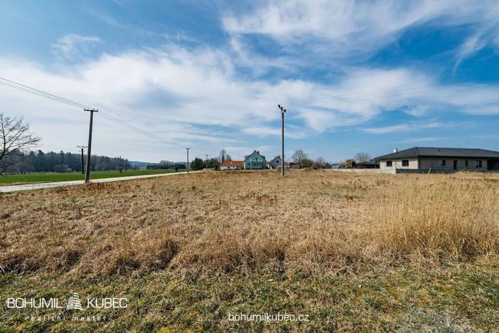 Prodej pozemku pro bydlení, Lišov, 1183 m2