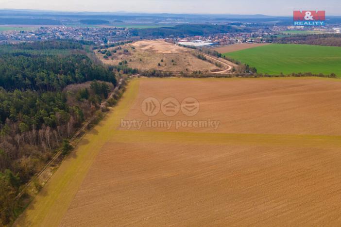 Prodej pole, Tlučná, 9418 m2