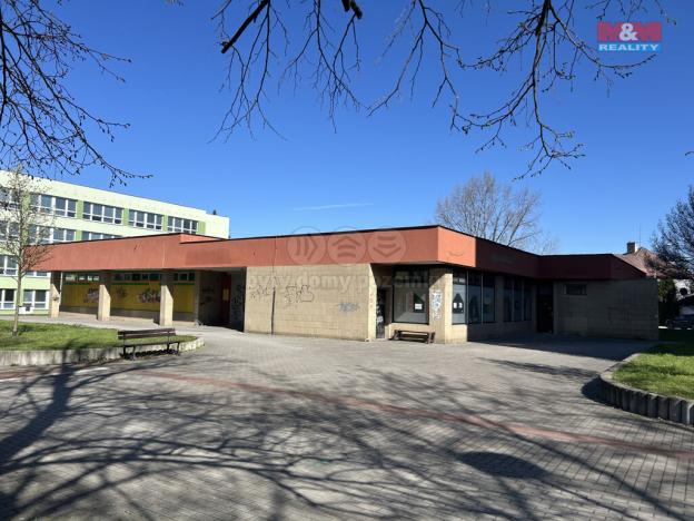 Prodej obchodního prostoru, Frýdek-Místek - Frýdek, Dobrovského, 1150 m2