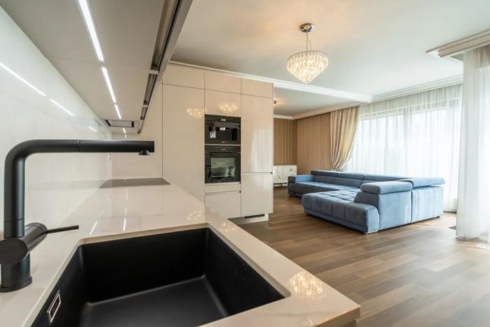 Prodej bytu 4+kk, Praha - Karlín, Rohanské nábřeží, 136 m2