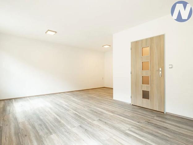 Pronájem bytu 1+kk, Husinec, Komenského, 35 m2