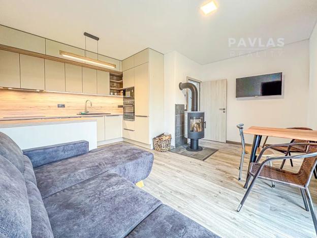 Pronájem rodinného domu, Horní Planá, Jezerní, 209 m2