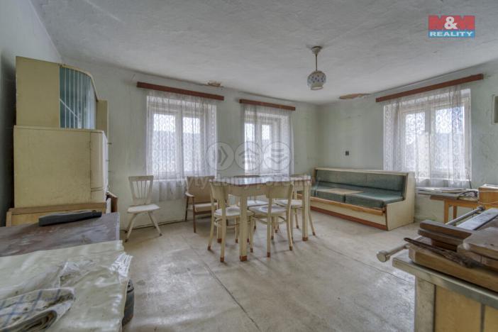 Prodej rodinného domu, Kněževes, Pražská, 67 m2