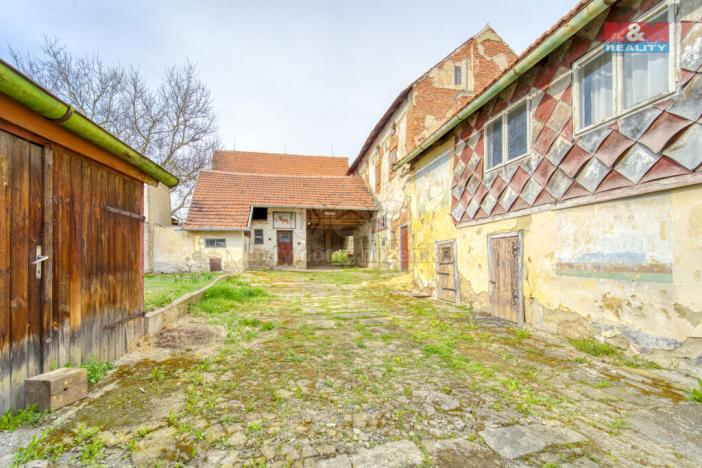 Prodej rodinného domu, Kněževes, Pražská, 67 m2