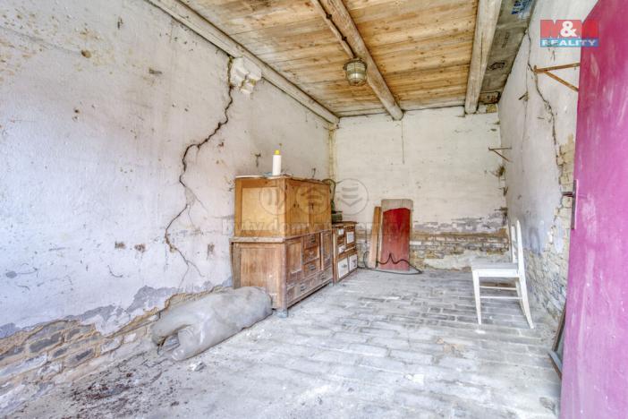 Prodej rodinného domu, Kněževes, Pražská, 67 m2