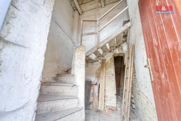 Prodej rodinného domu, Kněževes, Pražská, 67 m2