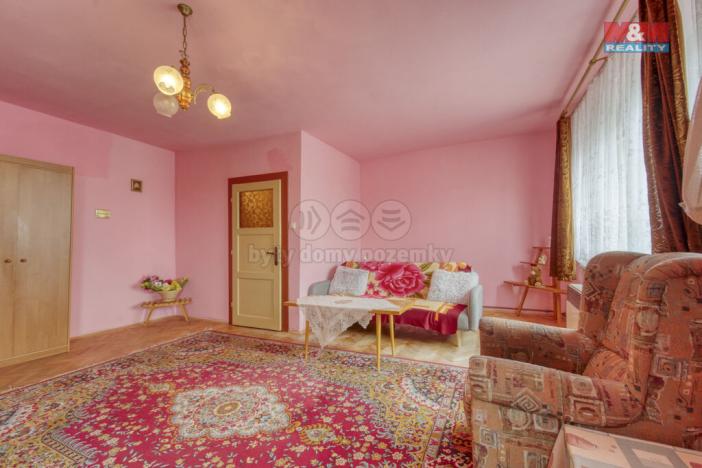 Prodej bytu 2+1, Planá, Hřbitovní, 63 m2