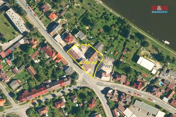 Prodej restaurace, Týn nad Vltavou - Malá Strana, Písecká, 854 m2